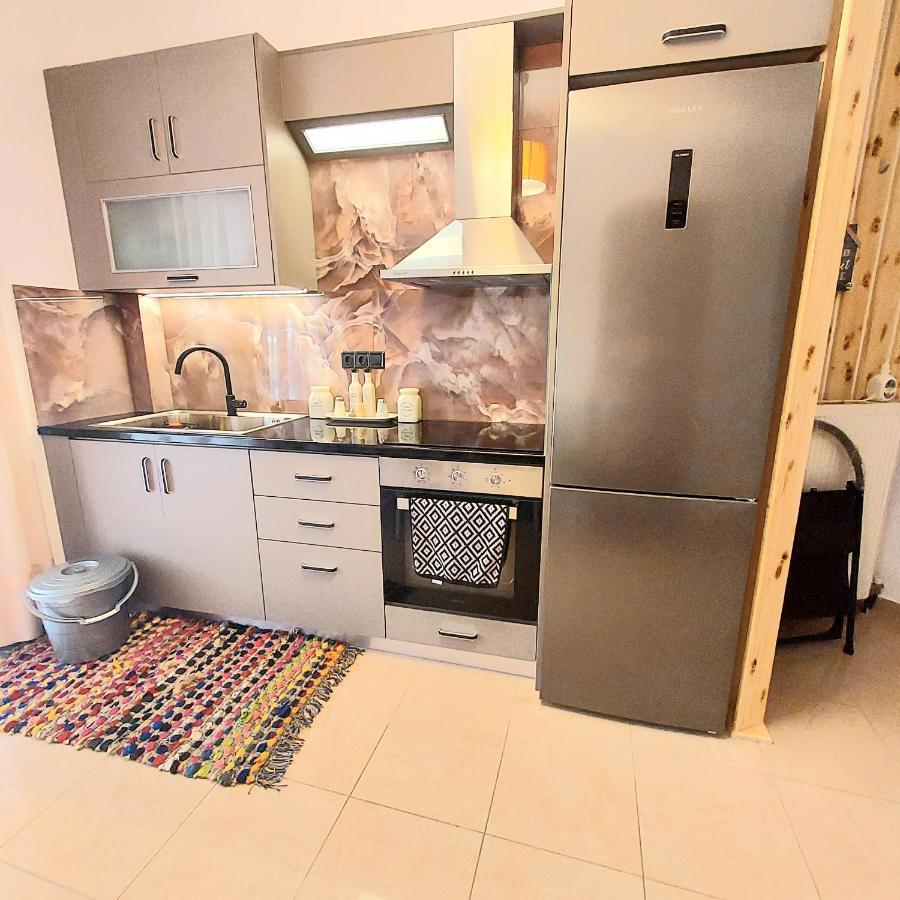 My Zen Apartment Preveza Bagian luar foto